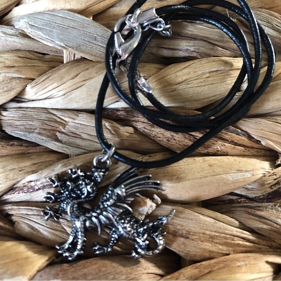 Hydra Snake metal cord necklace - Picture 2 of 4